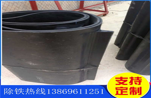 除鐵器皮帶，江蘇除鐵器皮帶可以自己做么怎么調(diào)節(jié)_江蘇除鐵器皮帶可以自己做么跑偏原因及如何調(diào)_刮板價格