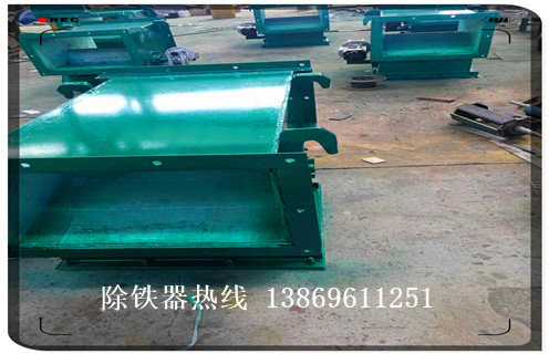管道強(qiáng)磁除鐵器，吉林管道強(qiáng)磁除鐵器_吉林管道強(qiáng)磁除鐵器廠家應(yīng)用安裝示意圖型12000高斯_可定制工作原理